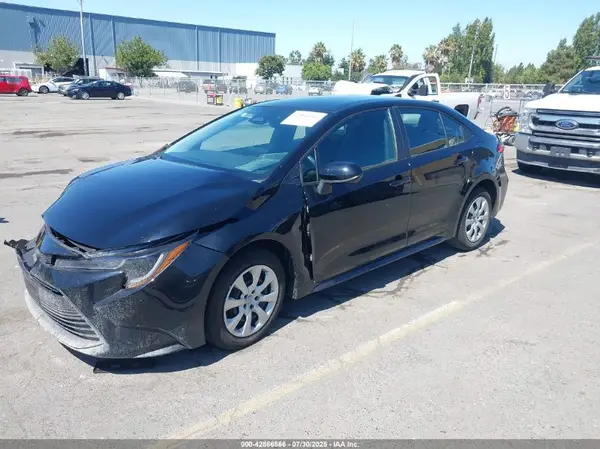 5YFB4MDE2RP112358 2024 TOYOTA COROLLA - Image 2