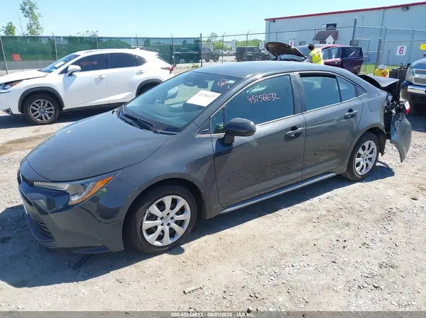 5YFB4MDE2RP113784 2024 TOYOTA COROLLA - Image 2