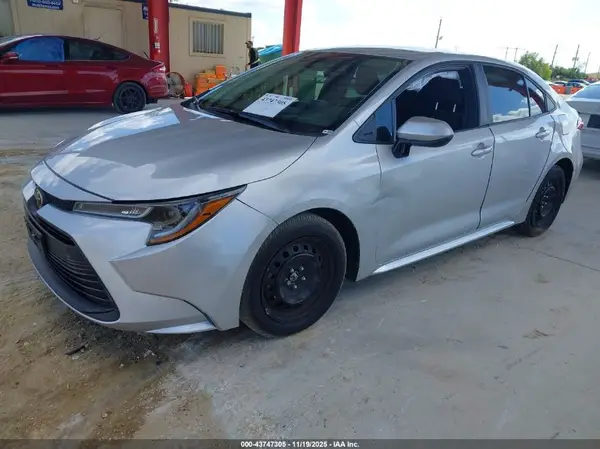 5YFB4MDE2RP114630 2024 TOYOTA COROLLA - Image 2