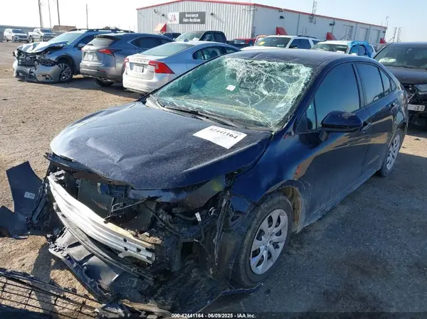 5YFB4MDE2RP123442 2024 TOYOTA COROLLA - Image 2