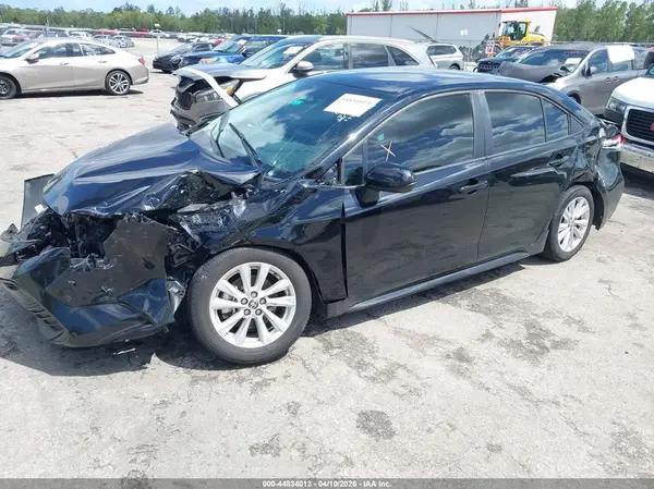 5YFB4MDE2RP127877 2024 TOYOTA COROLLA - Image 2