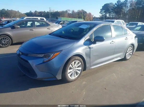 5YFB4MDE2RP135705 2024 TOYOTA COROLLA - Image 2