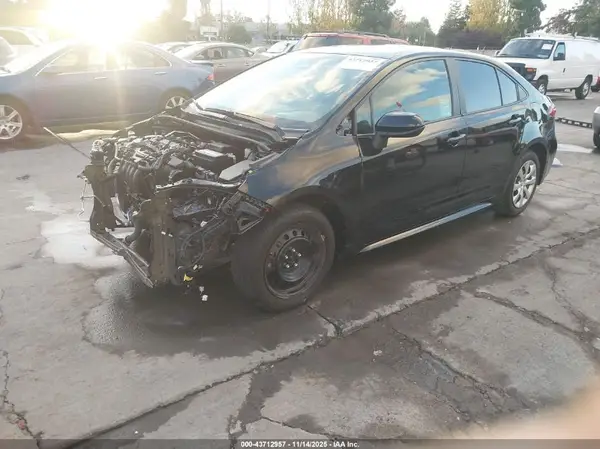 5YFB4MDE2RP139446 2024 TOYOTA COROLLA - Image 2