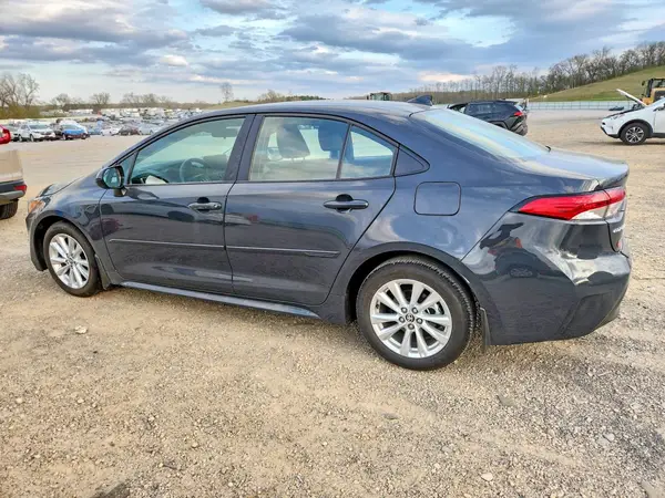 5YFB4MDE2RP152018 2024 TOYOTA COROLLA - Image 2