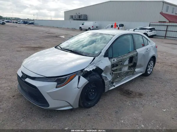 5YFB4MDE2RP154190 2024 TOYOTA COROLLA - Image 2