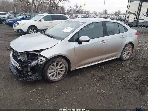 5YFB4MDE2RP170860 2024 TOYOTA COROLLA - Image 2