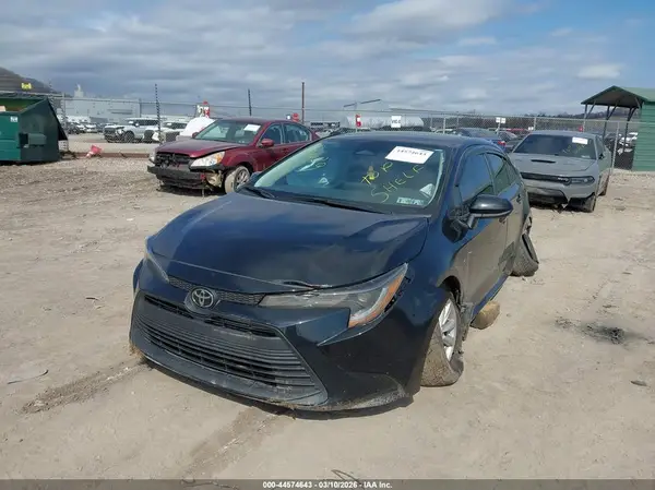 5YFB4MDE2RP172639 2024 TOYOTA COROLLA - Image 2