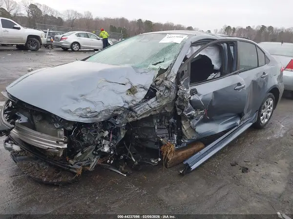5YFB4MDE2RP184337 2024 TOYOTA COROLLA - Image 2