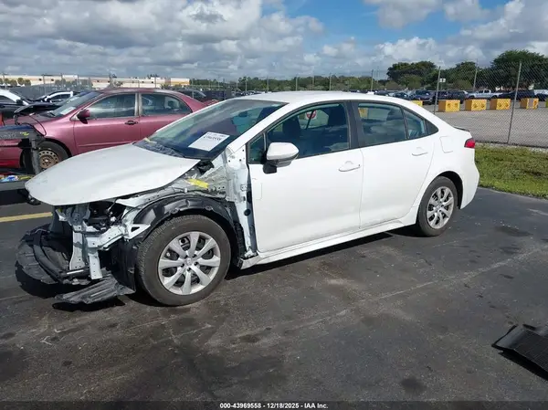 5YFB4MDE2RP188307 2024 TOYOTA COROLLA - Image 2