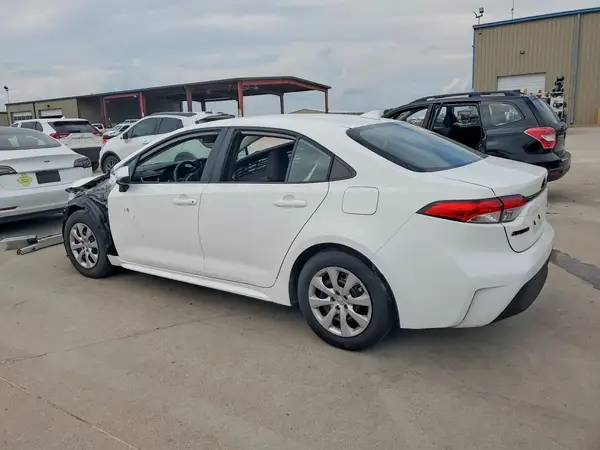 5YFB4MDE2RP195080 2024 TOYOTA COROLLA - Image 2
