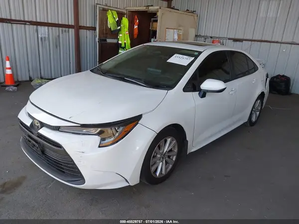 5YFB4MDE2RP207485 2024 TOYOTA COROLLA - Image 2