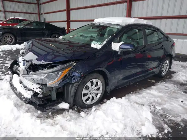 5YFB4MDE2RP208331 2024 TOYOTA COROLLA - Image 2