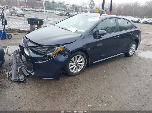5YFB4MDE2RP213545 2024 TOYOTA COROLLA - Image 2