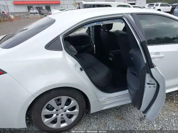 5YFB4MDE2RP222004 2024 TOYOTA COROLLA - Image 8