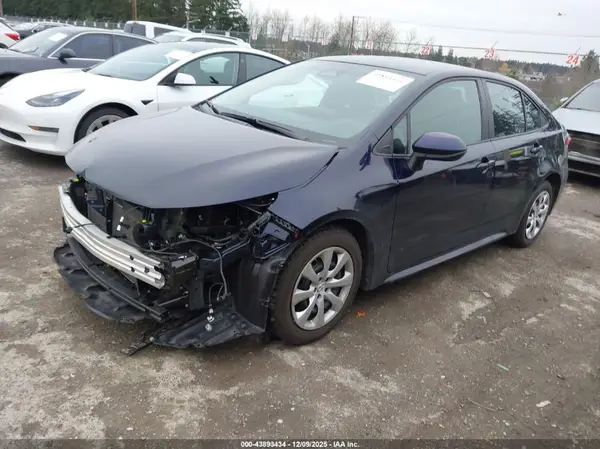 5YFB4MDE2SP232117 2025 TOYOTA COROLLA - Image 2