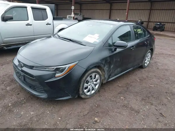 5YFB4MDE2SP236961 2025 TOYOTA COROLLA - Image 2