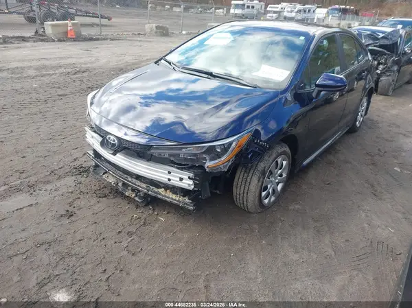 5YFB4MDE2SP239598 2025 TOYOTA COROLLA - Image 2