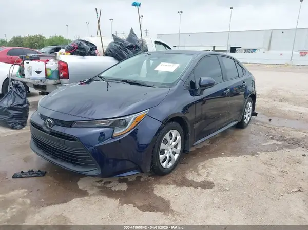 5YFB4MDE2SP242307 2025 TOYOTA COROLLA - Image 2