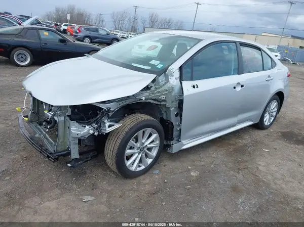 5YFB4MDE2SP244963 2025 TOYOTA COROLLA - Image 2