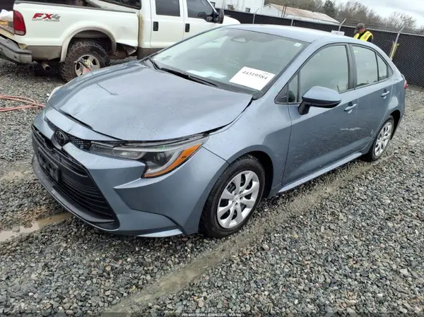 5YFB4MDE2SP249922 2025 TOYOTA COROLLA - Image 2