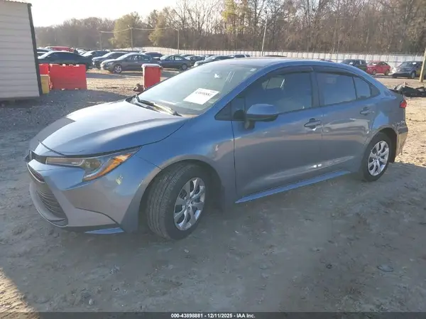 5YFB4MDE2SP251766 2025 TOYOTA COROLLA - Image 2