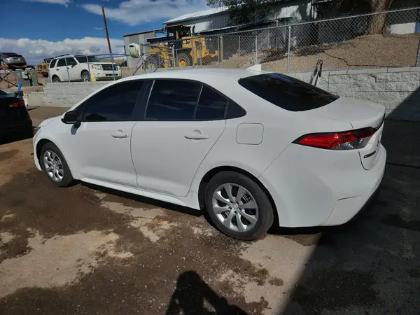 5YFB4MDE2SP261911 2025 TOYOTA COROLLA - Image 2