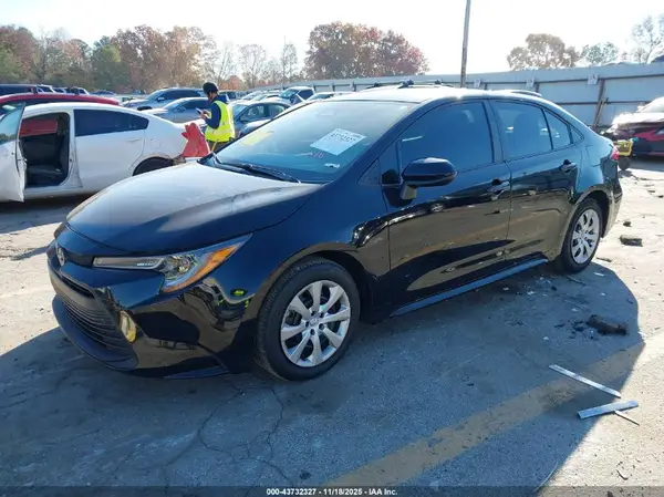 5YFB4MDE2SP270642 2025 TOYOTA COROLLA - Image 2