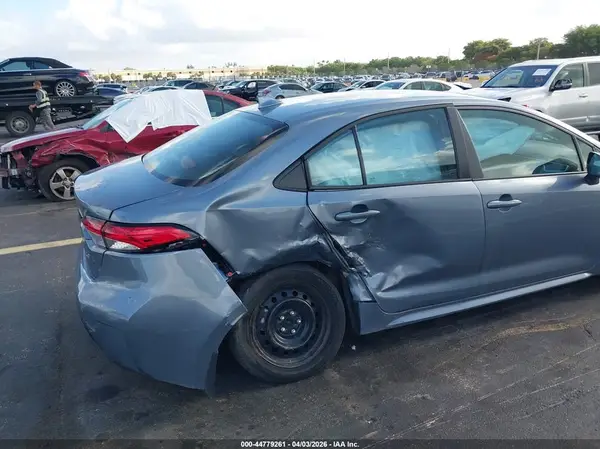 2025 TOYOTA COROLLA IAAI lot 44779261 auction photo 6