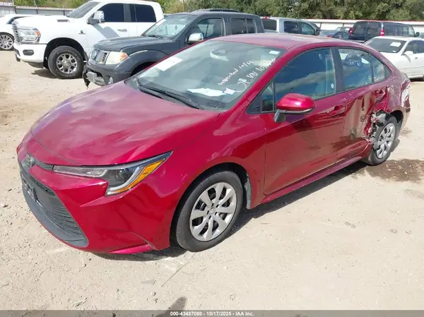 5YFB4MDE2SP273525 2025 TOYOTA COROLLA - Image 2