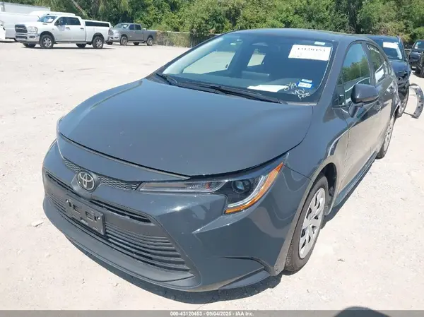5YFB4MDE2SP274982 2025 TOYOTA COROLLA - Image 2