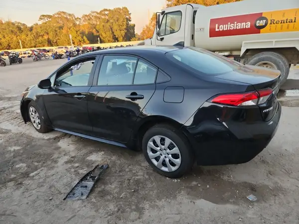 5YFB4MDE2SP310296 2025 TOYOTA COROLLA - Image 2