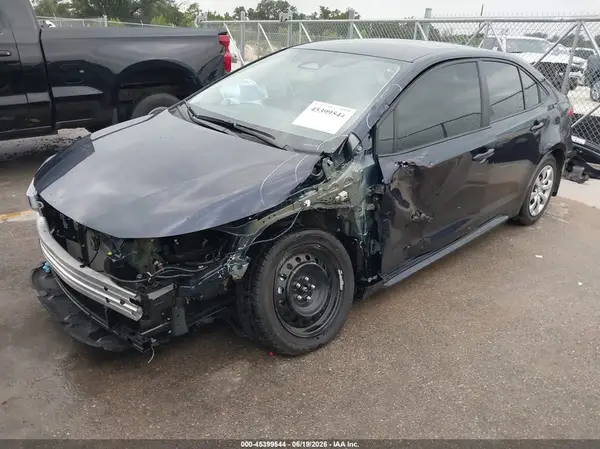 5YFB4MDE2SP323274 2025 TOYOTA COROLLA - Image 2