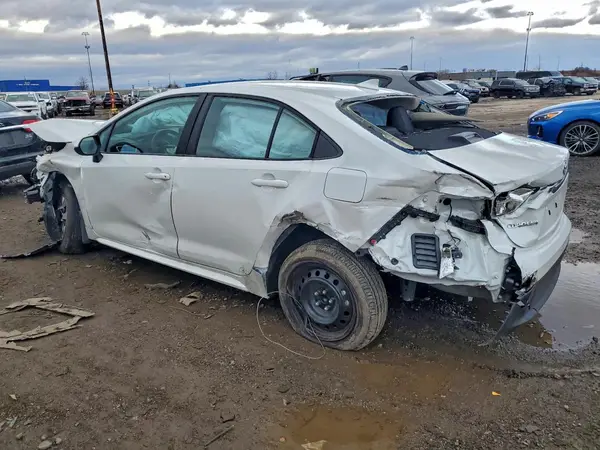5YFB4MDE2SP324540 2025 TOYOTA COROLLA - Image 2