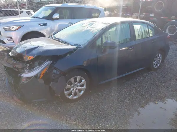 5YFB4MDE2SP332296 2025 TOYOTA COROLLA - Image 2