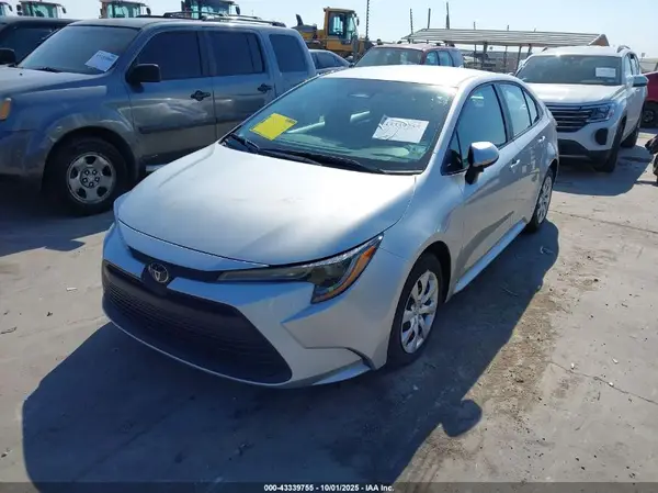 5YFB4MDE2SP336218 2025 TOYOTA COROLLA - Image 2