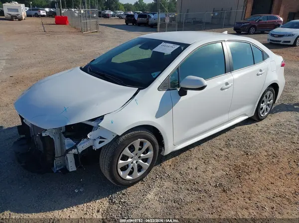 5YFB4MDE2SP358655 2025 TOYOTA COROLLA - Image 2