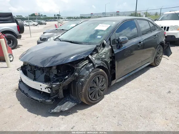 5YFB4MDE2TP402140 2026 TOYOTA COROLLA - Image 2