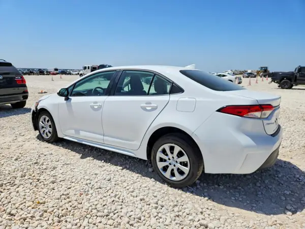 5YFB4MDE2TP417382 2026 TOYOTA COROLLA - Image 2