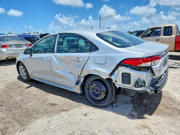 5YFB4MDE2TP428947 2026 TOYOTA COROLLA - Image 2