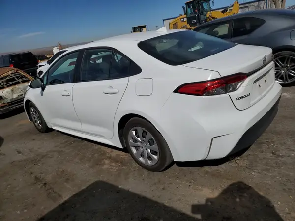 5YFB4MDE3PP014694 2023 TOYOTA COROLLA - Image 2