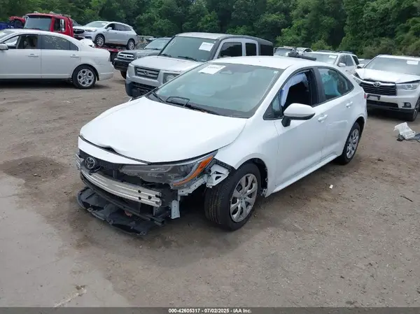 5YFB4MDE3PP015540 2023 TOYOTA COROLLA - Image 2