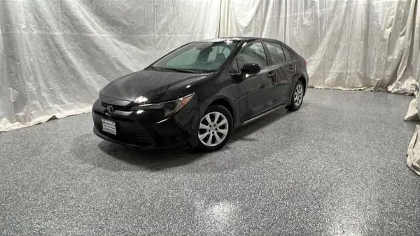 5YFB4MDE3PP049817 2023 TOYOTA COROLLA - Image 2