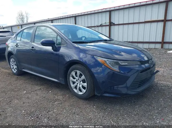 5YFB4MDE3PP068965 2023 TOYOTA COROLLA - Image 1