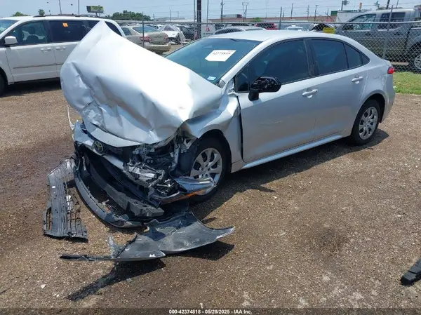 5YFB4MDE3PP077892 2023 TOYOTA COROLLA - Image 2