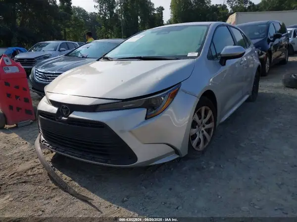 5YFB4MDE3RP079970 2024 TOYOTA COROLLA - Image 2
