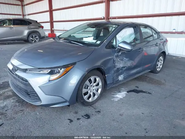 5YFB4MDE3RP090161 2024 TOYOTA COROLLA - Image 2