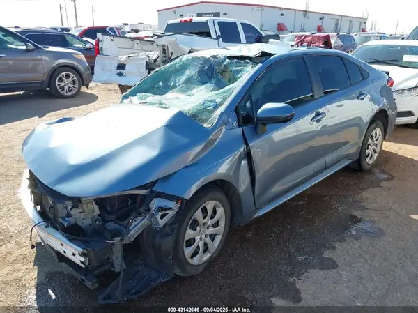 5YFB4MDE3RP090452 2024 TOYOTA COROLLA - Image 2