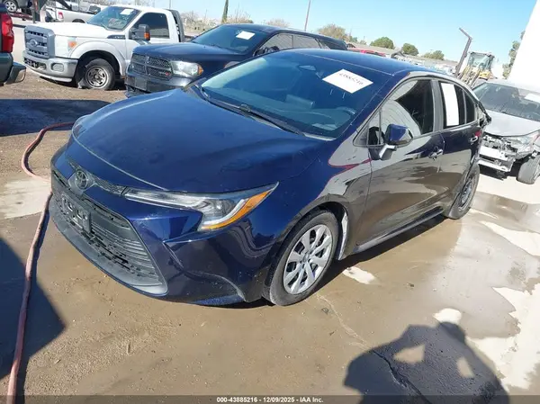 5YFB4MDE3RP095134 2024 TOYOTA COROLLA - Image 2