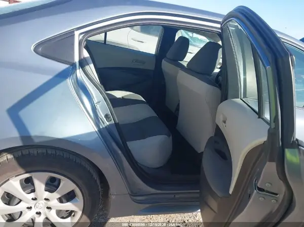 5YFB4MDE3RP097241 2024 TOYOTA COROLLA - Image 8