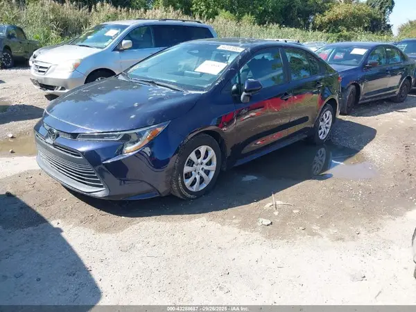5YFB4MDE3RP097305 2024 TOYOTA COROLLA - Image 2